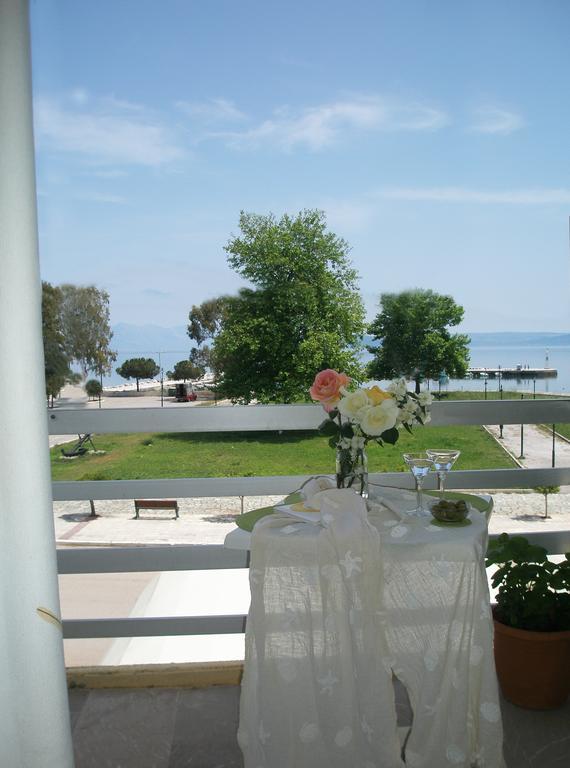 Hotel Florakis Livanátai Habitación foto
