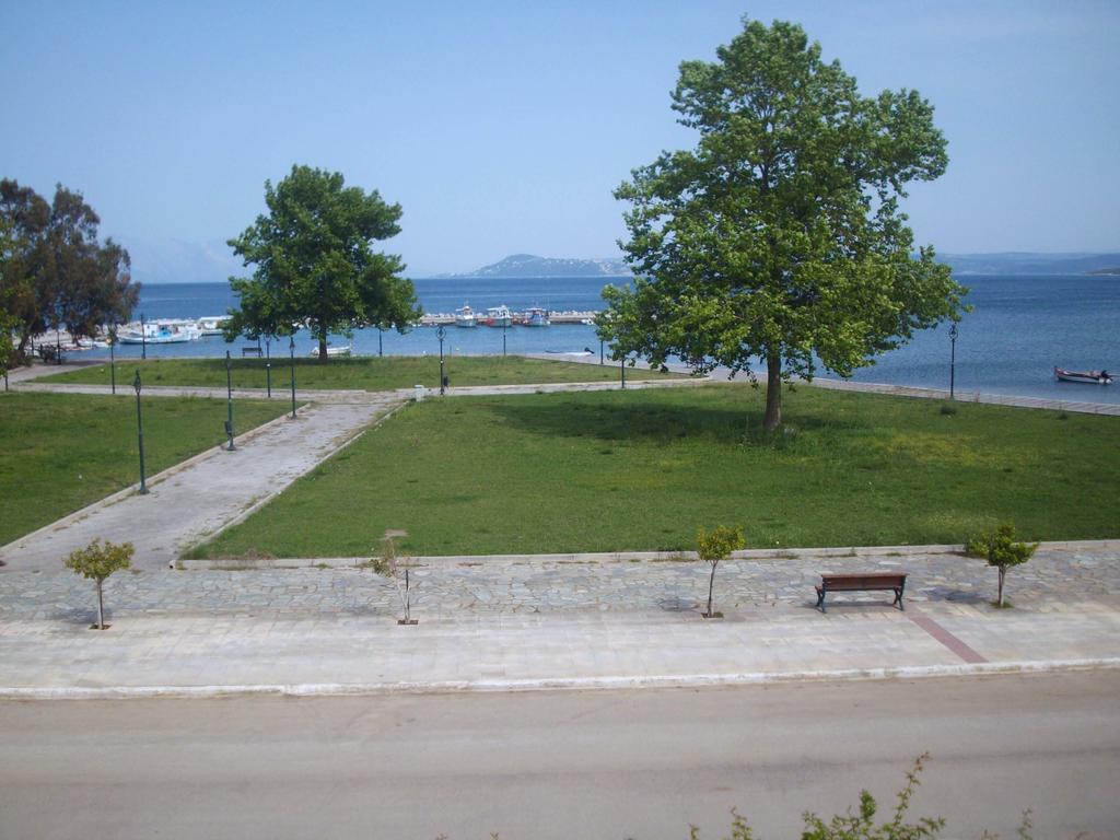 Hotel Florakis Livanátai Habitación foto